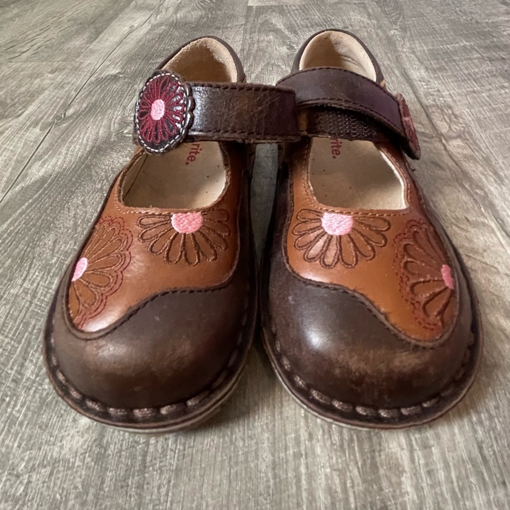 Stride Rite floral Mary Jane shoes